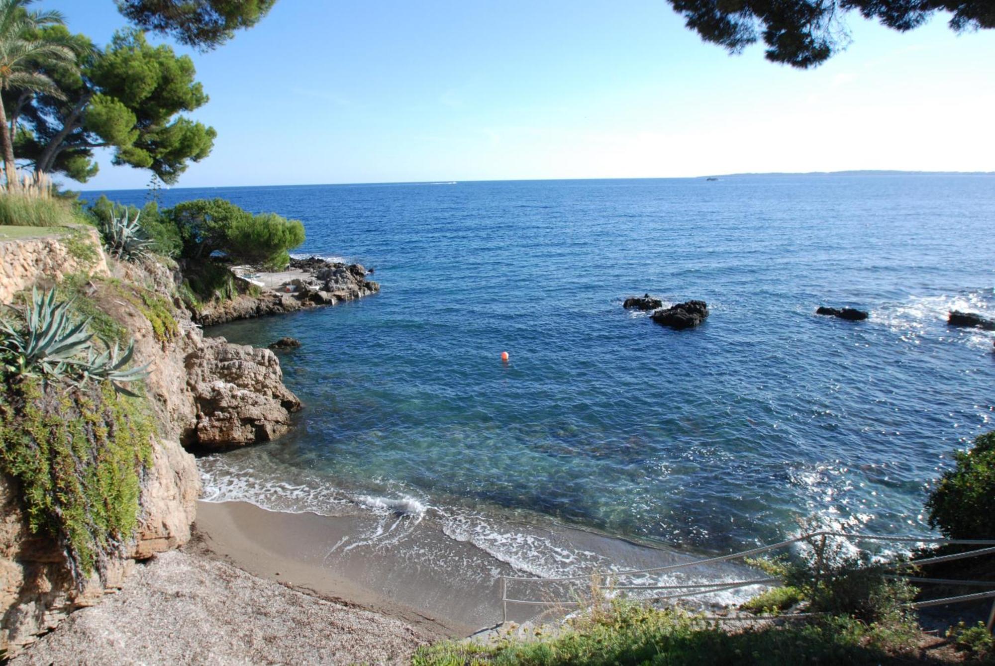 Exclusiva Villa Enfrente Del Mar En Cala Bona Cala Bona  Bagian luar foto